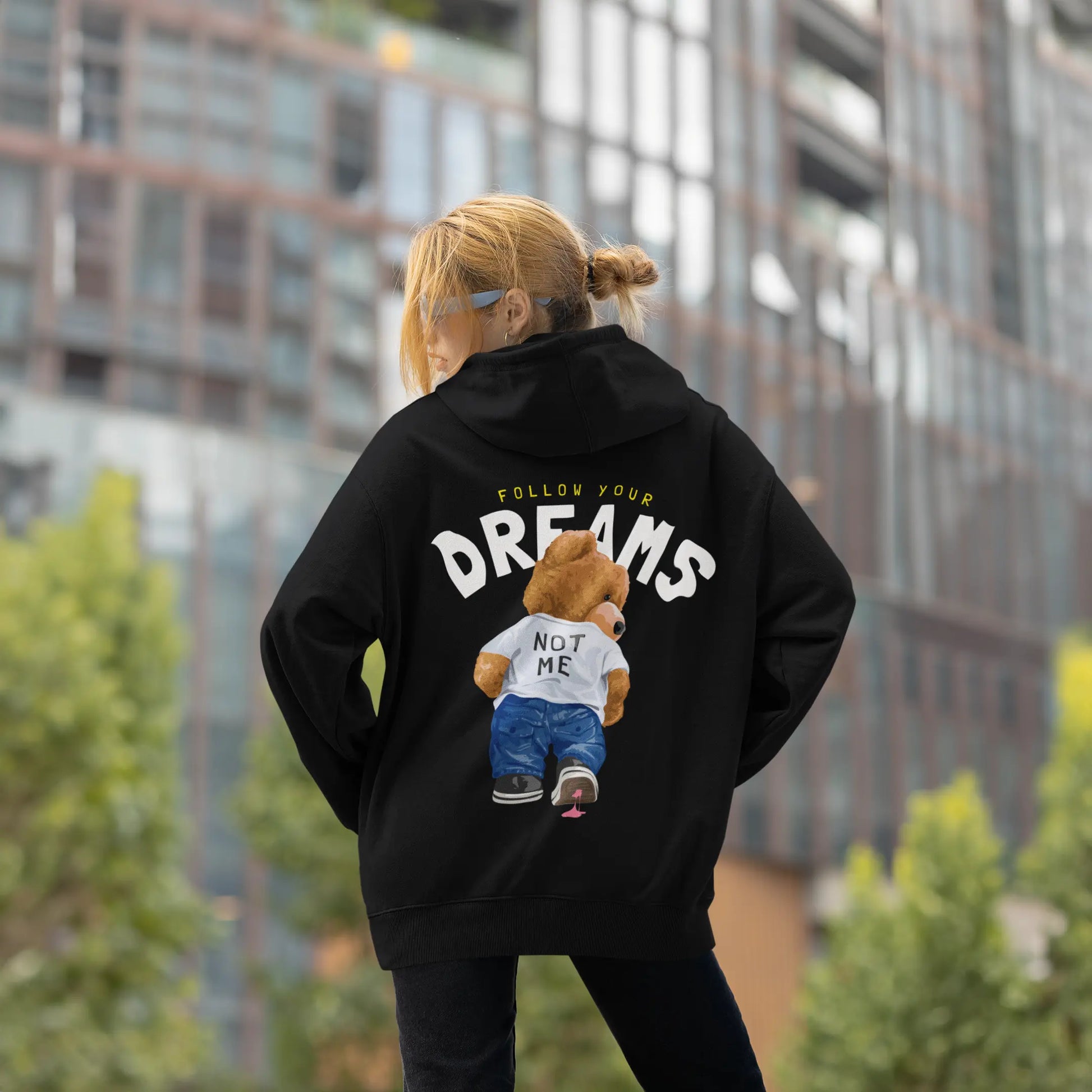 Women's Black Oversized Hoodie With Teddy Bear Graphic Print –